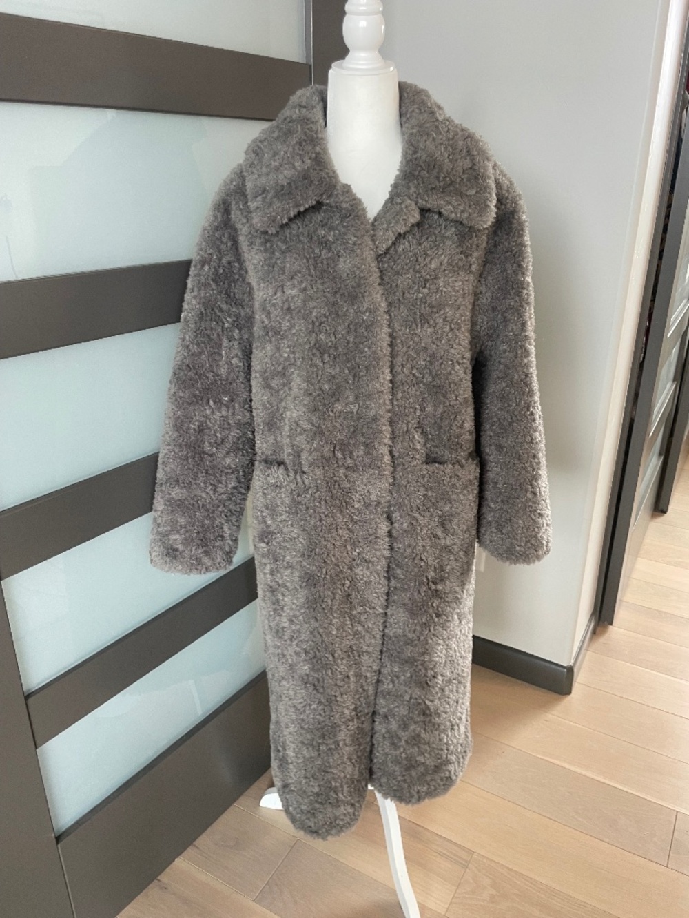 Jakke Kelly Recycled Faux Fur Long Coat in Grey